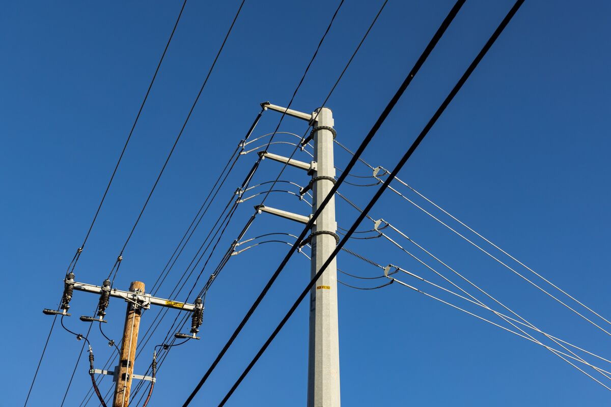 bloomberg.com - Derek Decloet - Apollo and Capital Power to Seek Up to $3 Billion in Deals for US Gas Assets