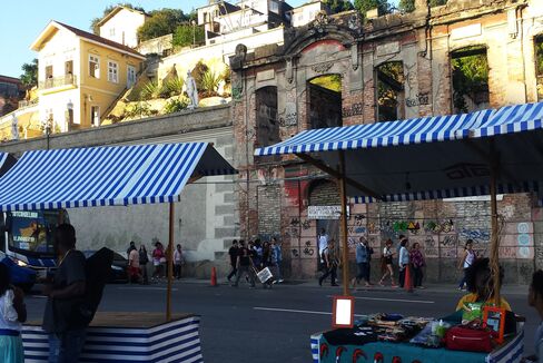 Stalls outside Cais de Valongo.
