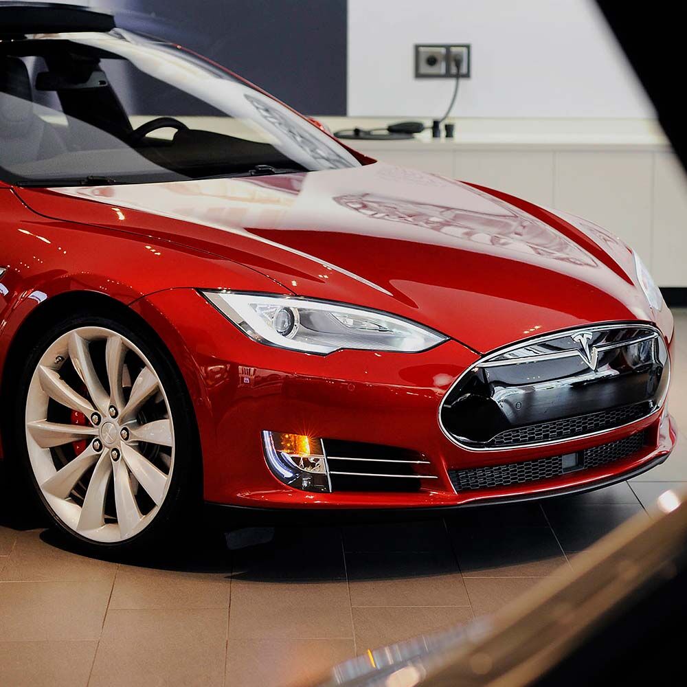 Tesla Recalls About 123000 Early Model S Cars Bloomberg