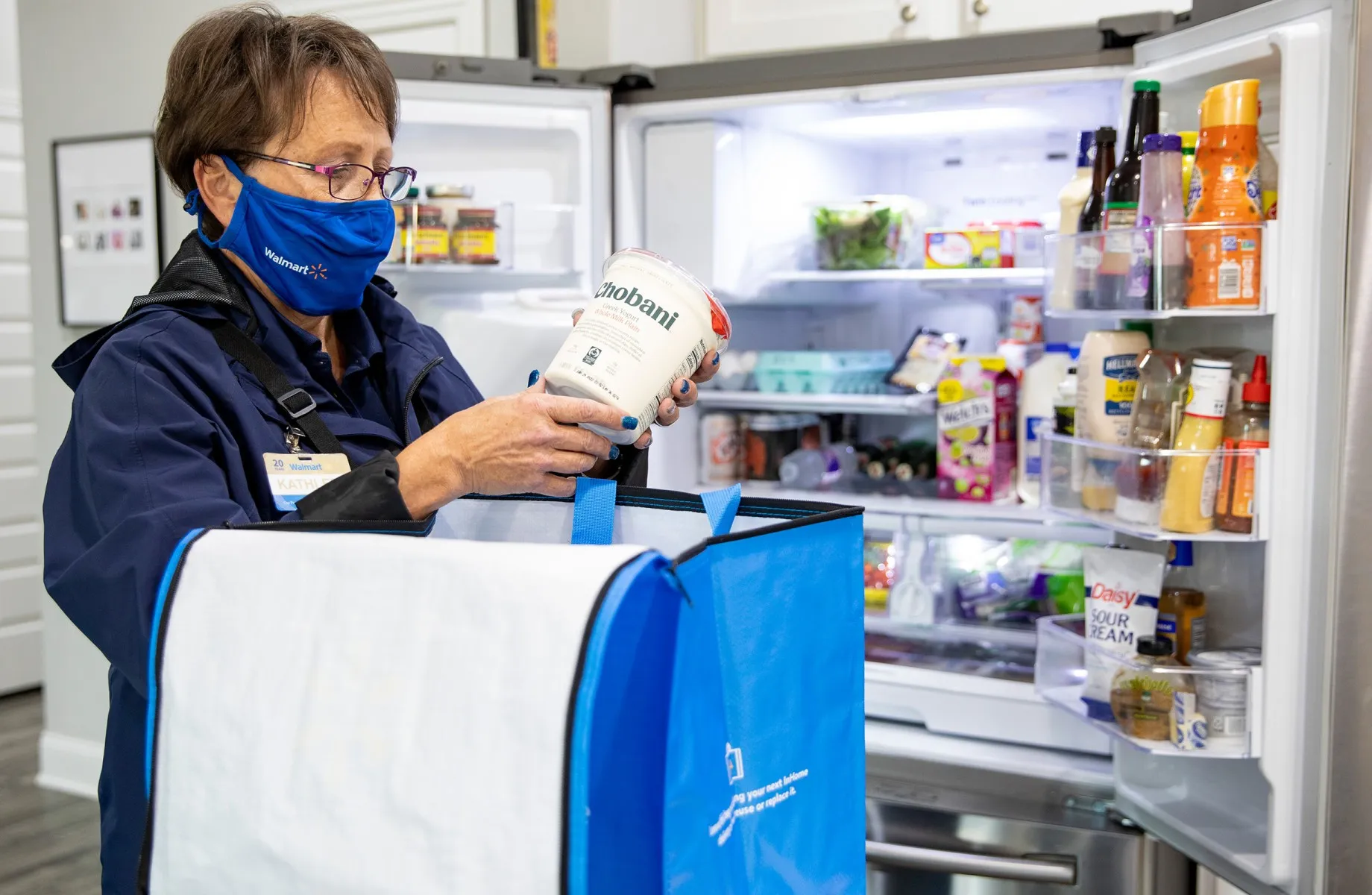 Walmart Ramps Up Direct-to-Fridge Option to 30 Million Homes - Bloomberg