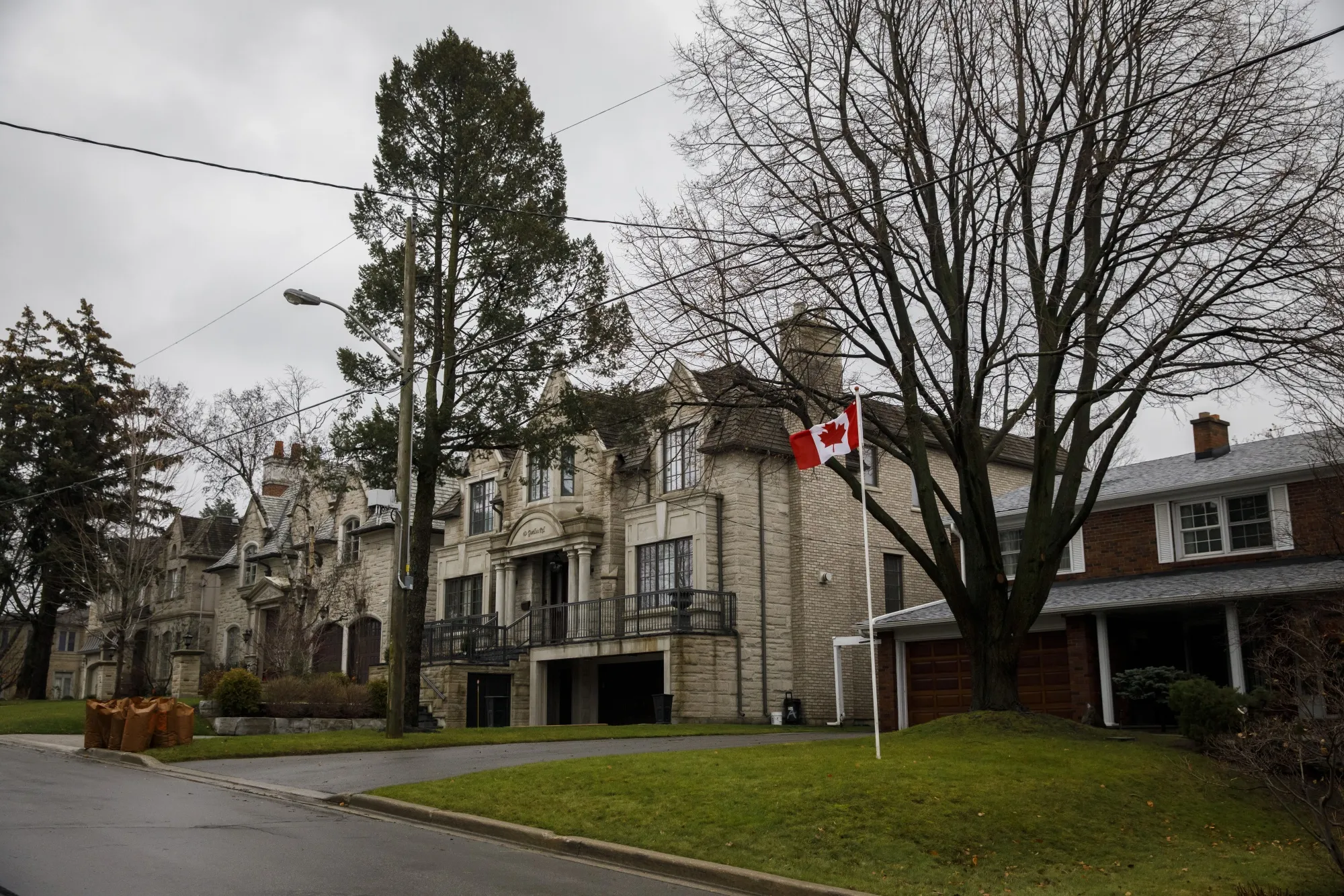 Benchmark home prices in and around Toronto have fallen 4.5% in three months.&nbsp;