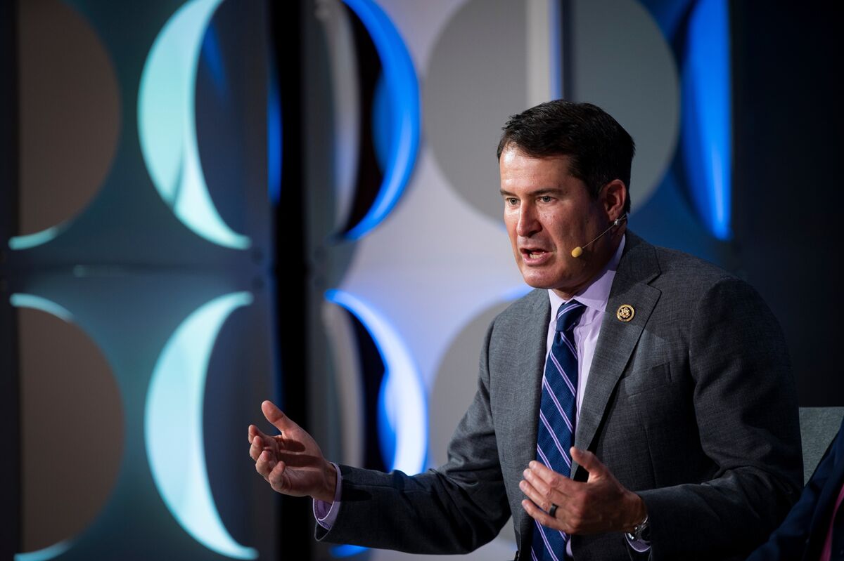 Moulton Launches Senate Bid Against Markey, Saying Democrats Need 'New Leaders'