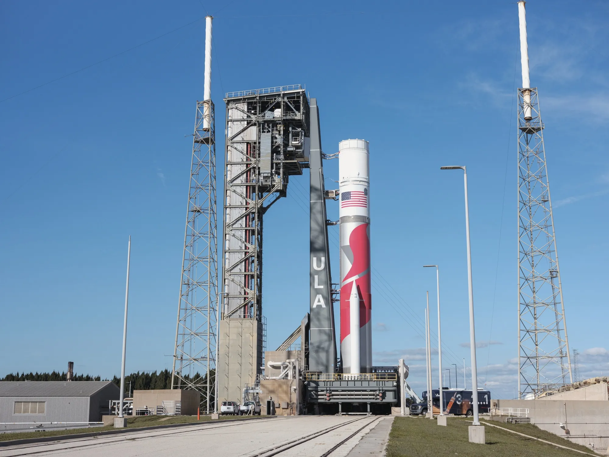 Space Race Shocker: Rocket Lab'S Secret Competitor & Its Huge Problem - yc6m8n3