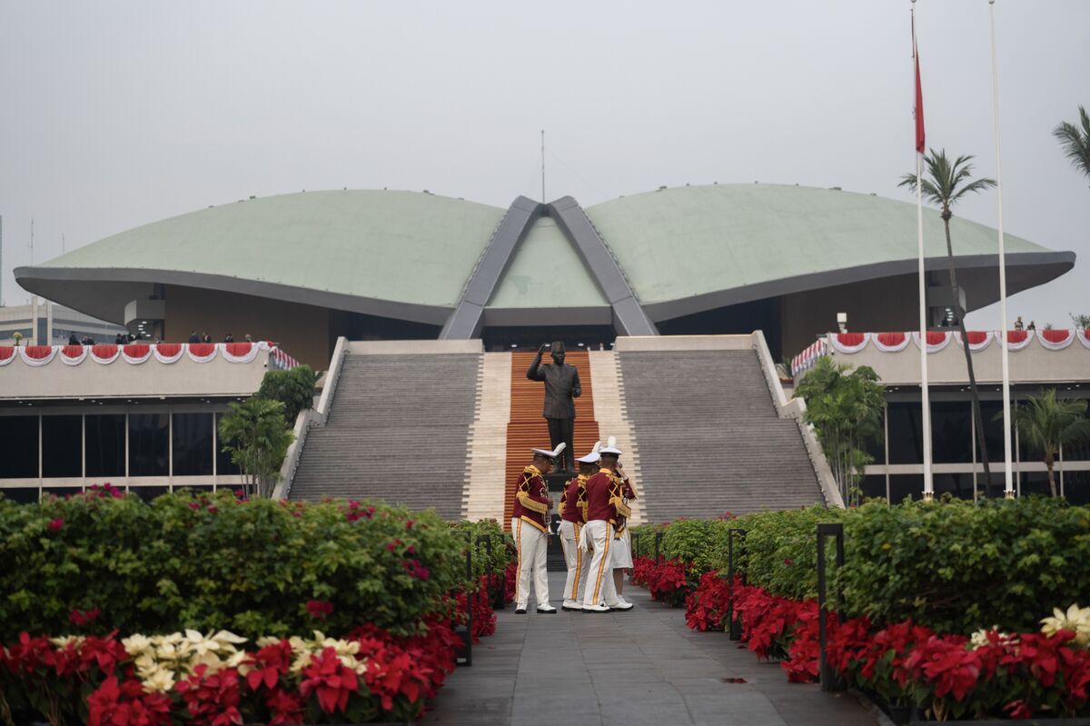 A Trader’s Guide to President Prabowo’s First Indonesian Budget A Trader’s Guide to President Prabowo’s First Indonesian Budget