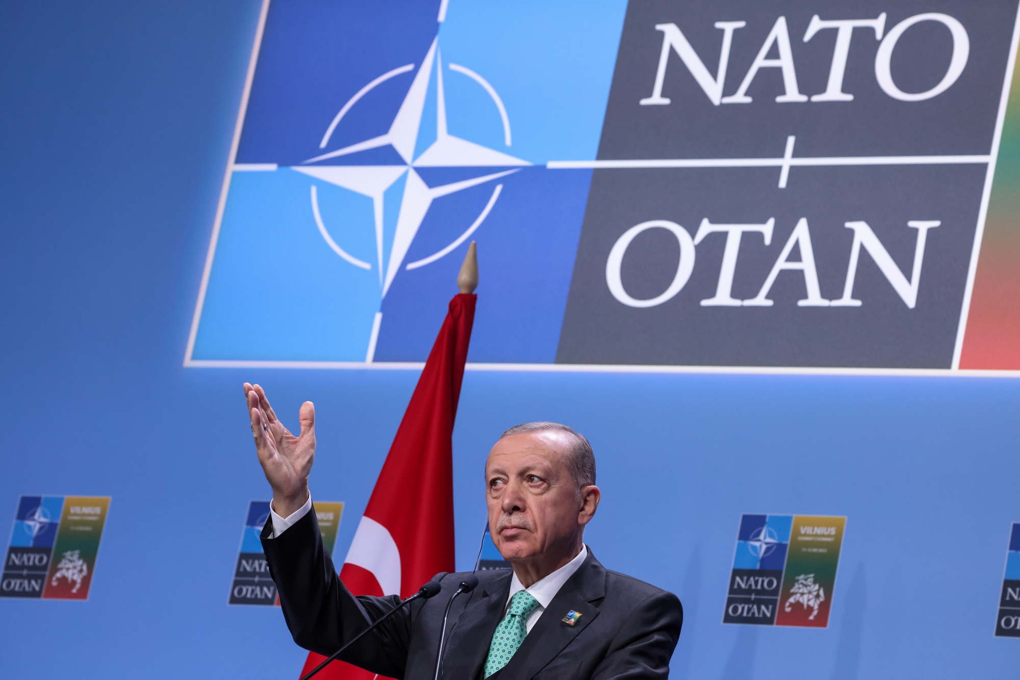Turkey May Debate Sweden NATO Bid Recess -