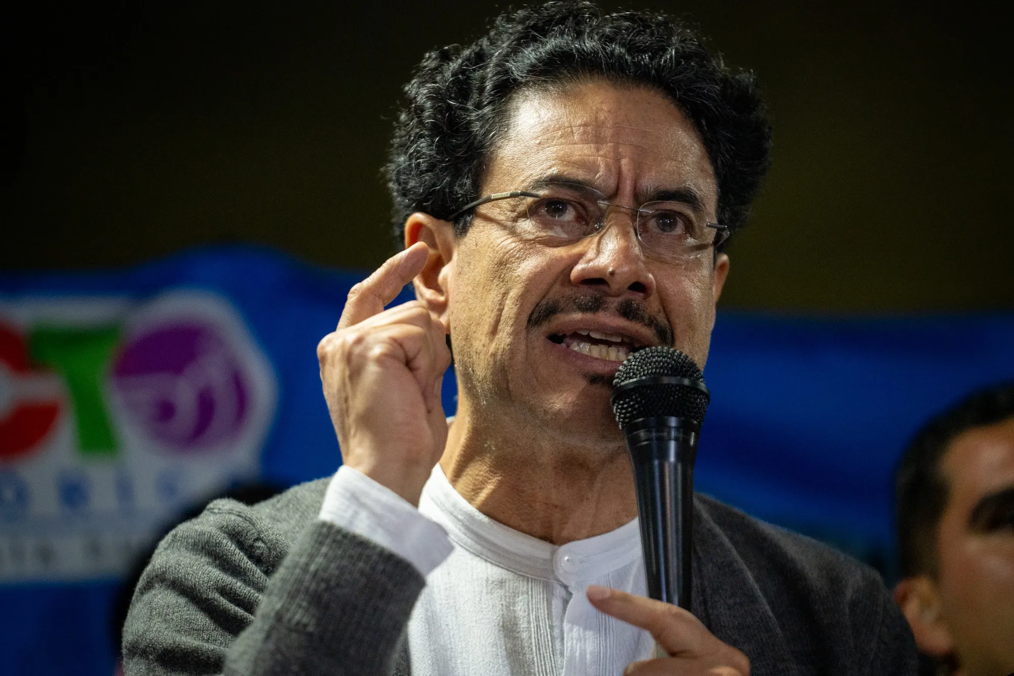 Colombia excluye a Iván Cepeda de la consulta presidencial de marzo -  Bloomberg