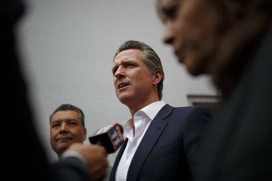 California Governor Presses PG&E CEO to Exit Bankruptcy Quickly