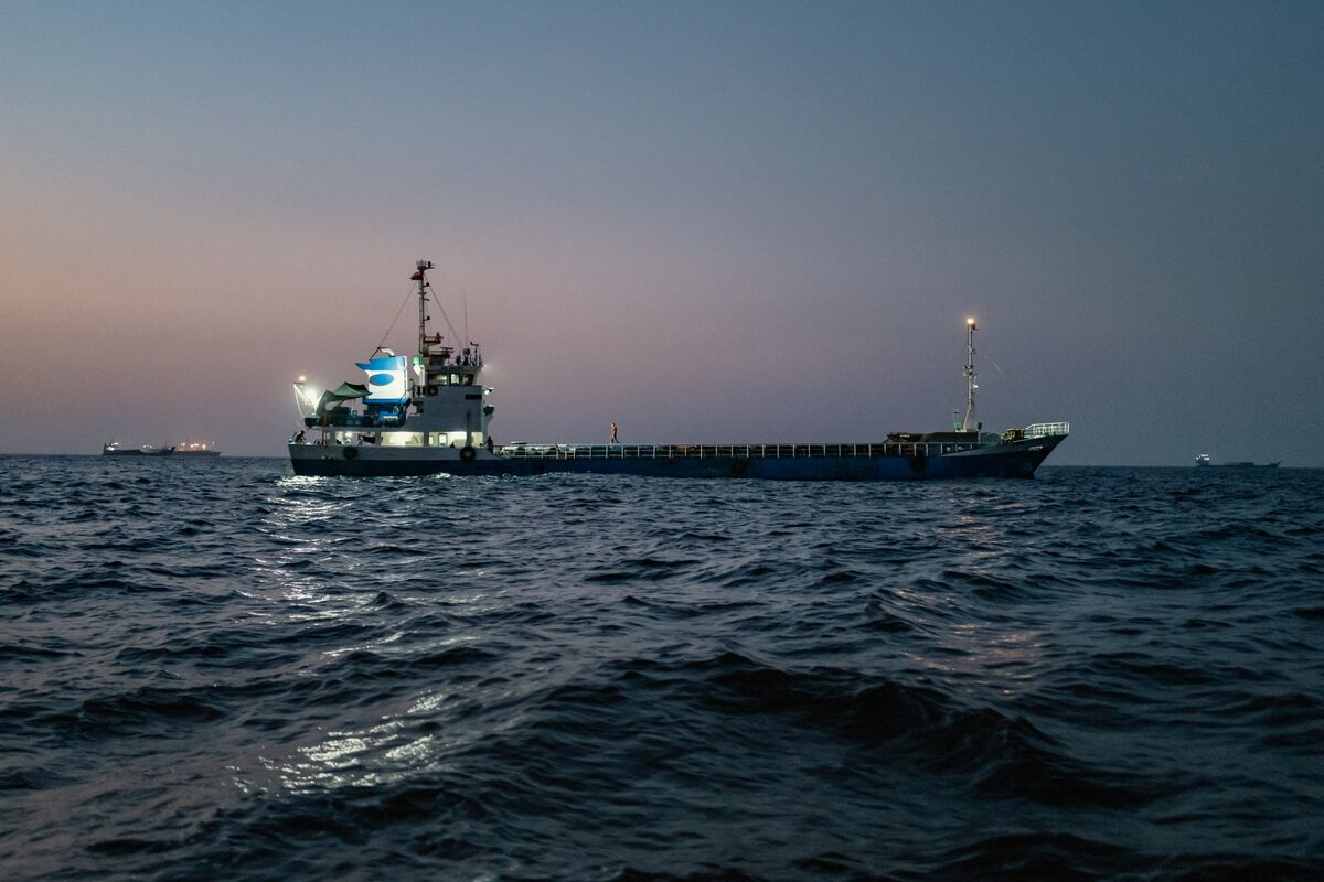 bloomberg.com - Javier Blas - For the Oil Market, the Strait of Hormuz Isn't Closed