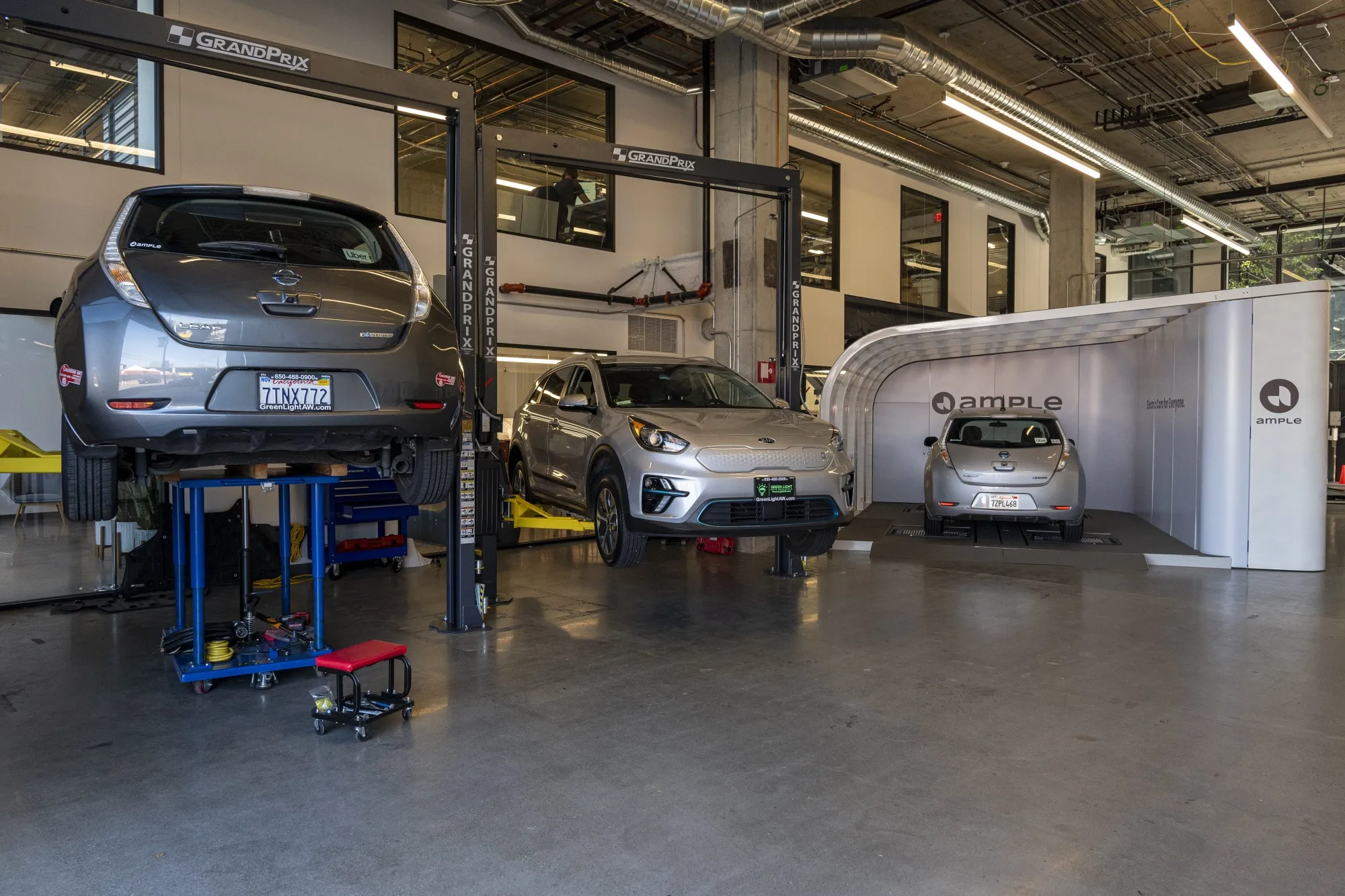 Ample Inc. is piloting&nbsp;battery swapping centers for electric vehicles&nbsp;in San Francisco. The startup is one of the only companies offering the service in the United States.