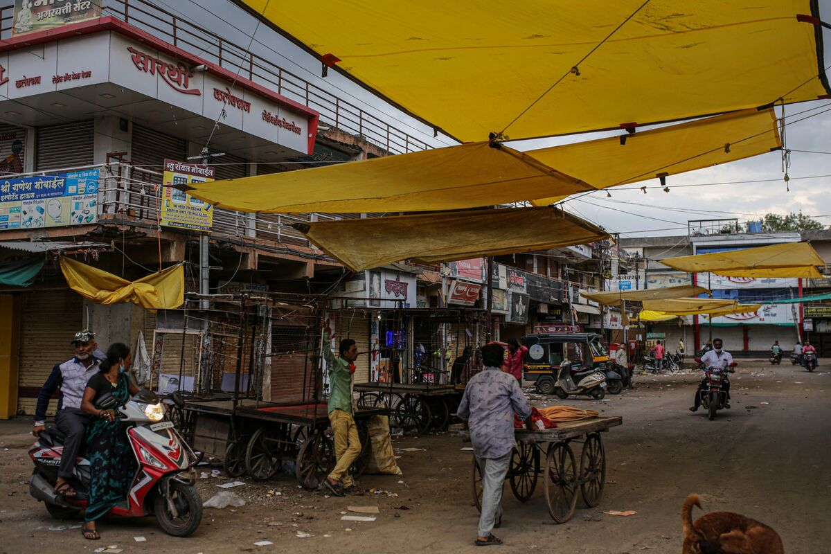 India Inflation Seen Accelerating Past RBI Target Rest of 2021 - Bloomberg