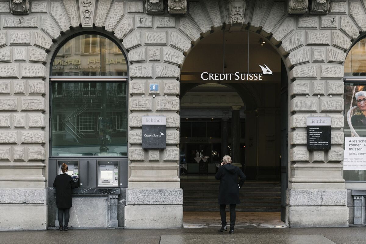credit-suisse-plans-banker-pay-revamp-more-power-to-claw-back-compensation-bloomberg