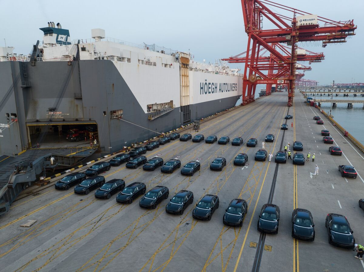 New Zealand’s Trade Deficit With China Widens on EV Imports