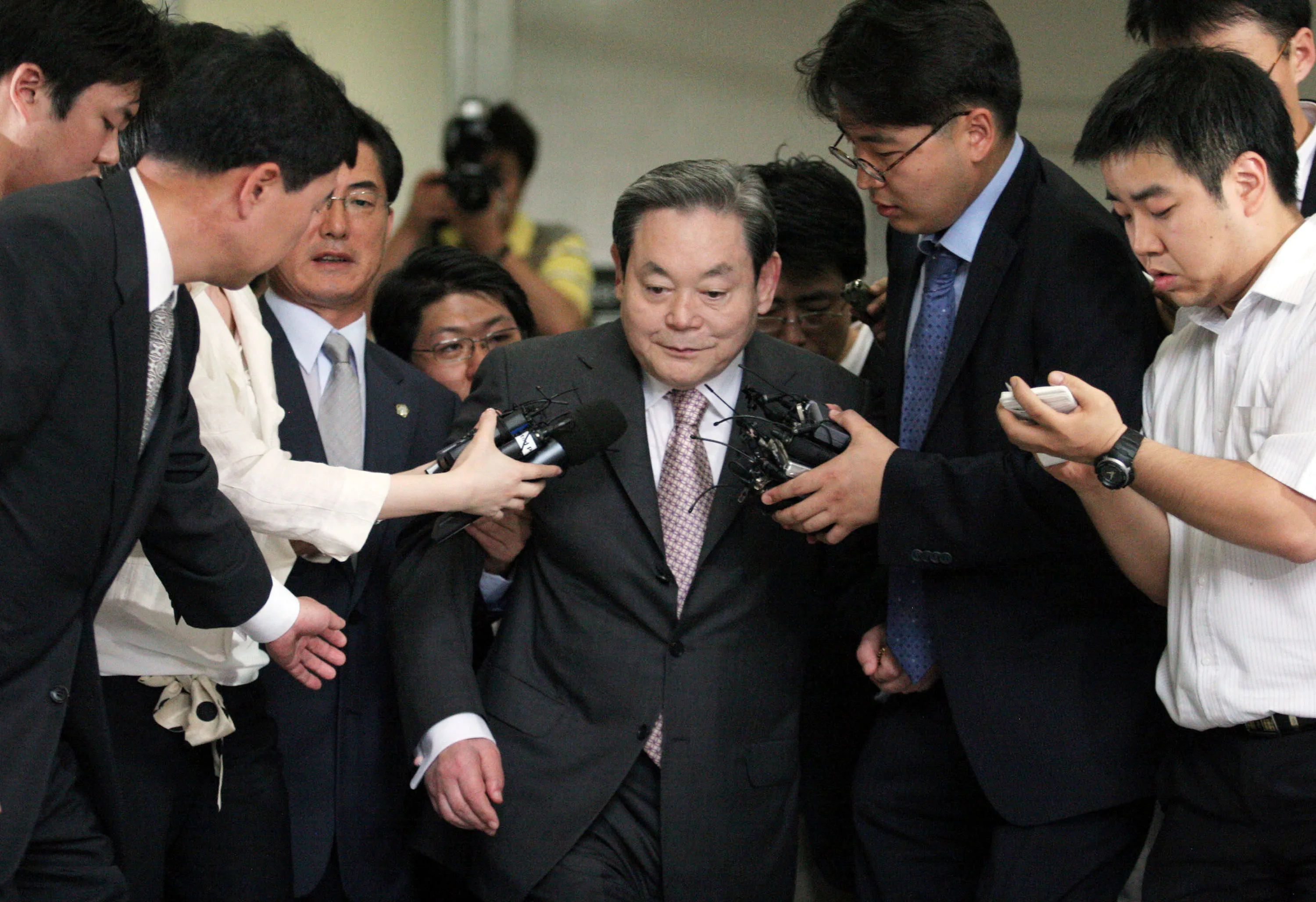 Lee Kun-hee in 2008.