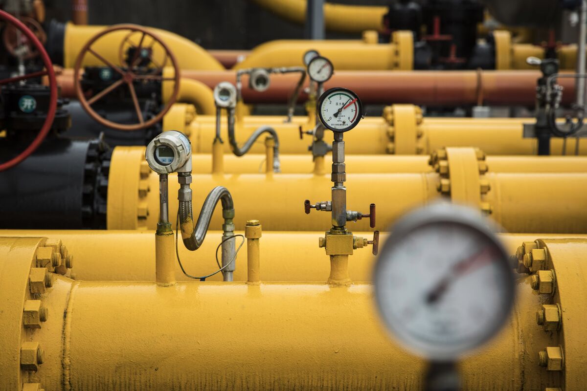 bloomberg.com - Yongchang Chin - China Teapots Make Rare Murban Oil Purchases for Quick Delivery