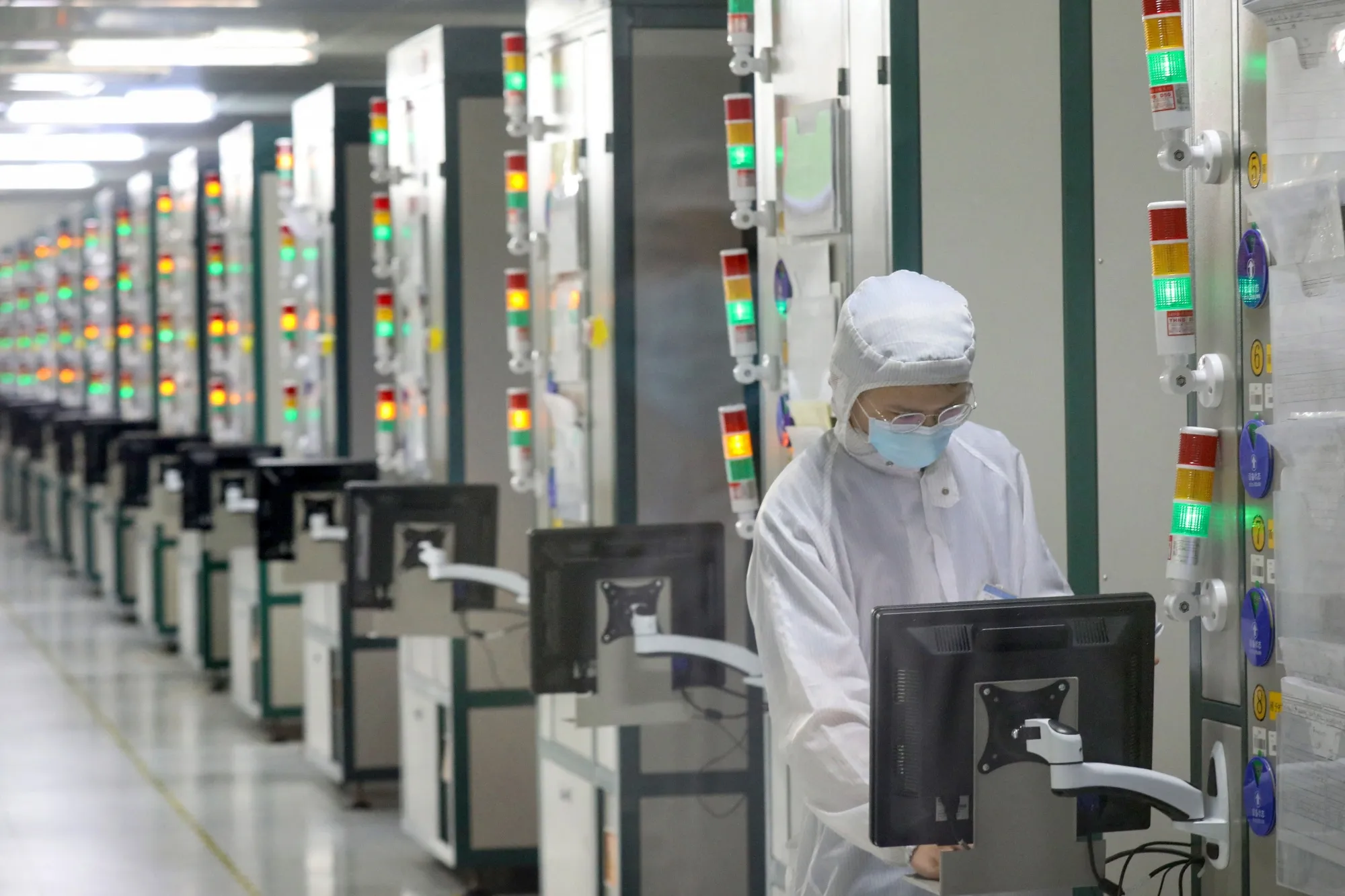 Chinese leaders are underestimating the challenge of building a sanctions-proof chipmaking industry.&nbsp;
