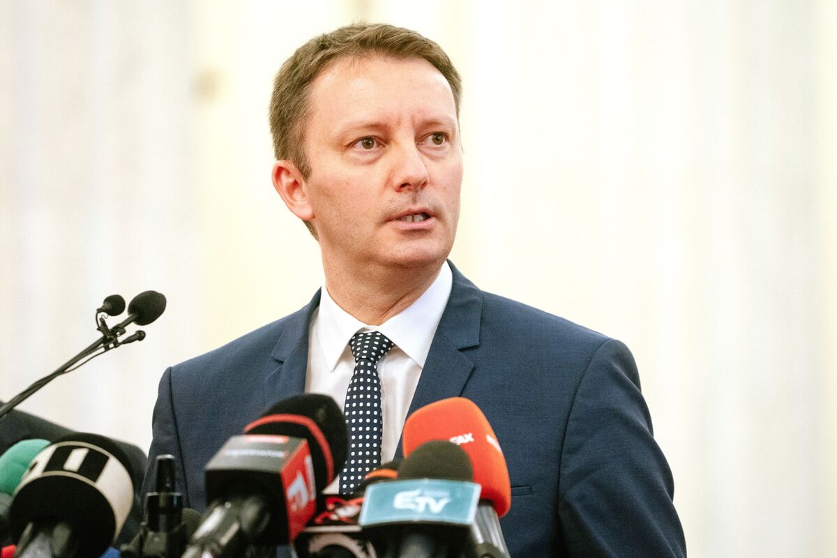 bloomberg.com - Andra Timu - Romanian Top Party Unlikely to Back Premier Designate Muresan