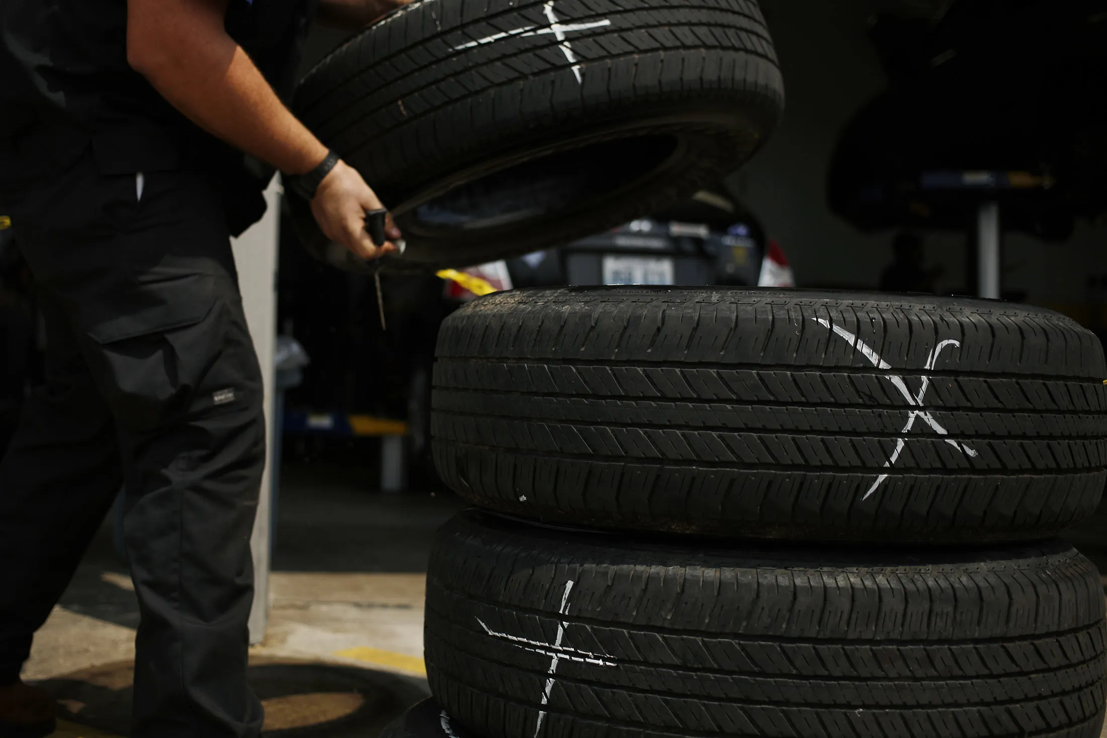 1508869653_tire