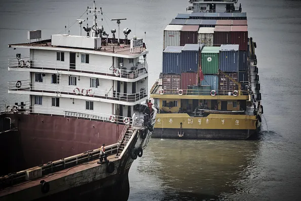 Without trade deals, the losers would pile up.
