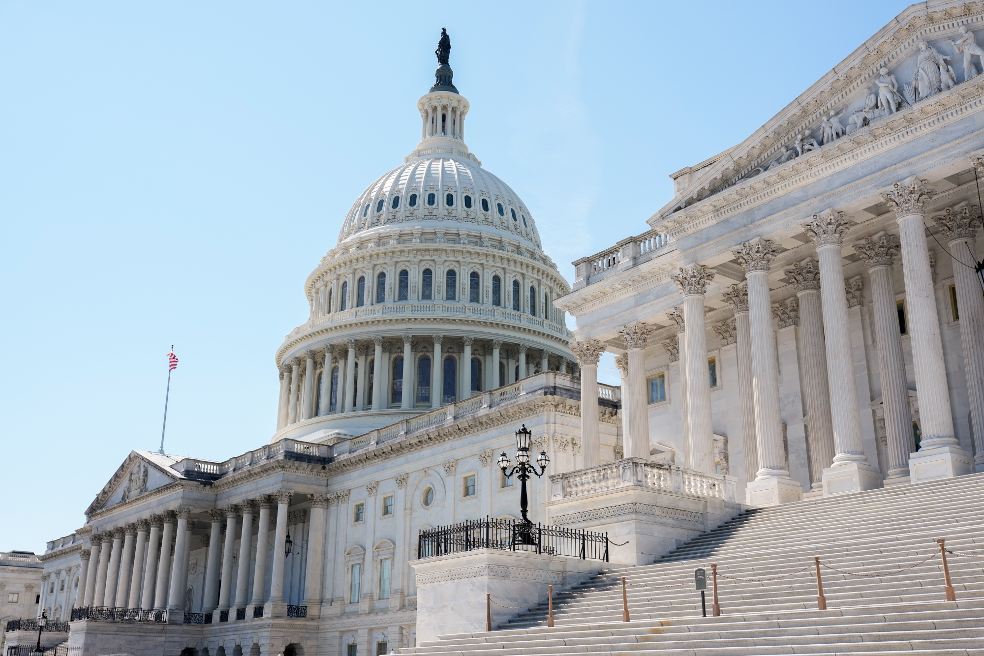 Image associated with story "Senate Permit Deal Would Force Data Centers to Pay Grid Cost"