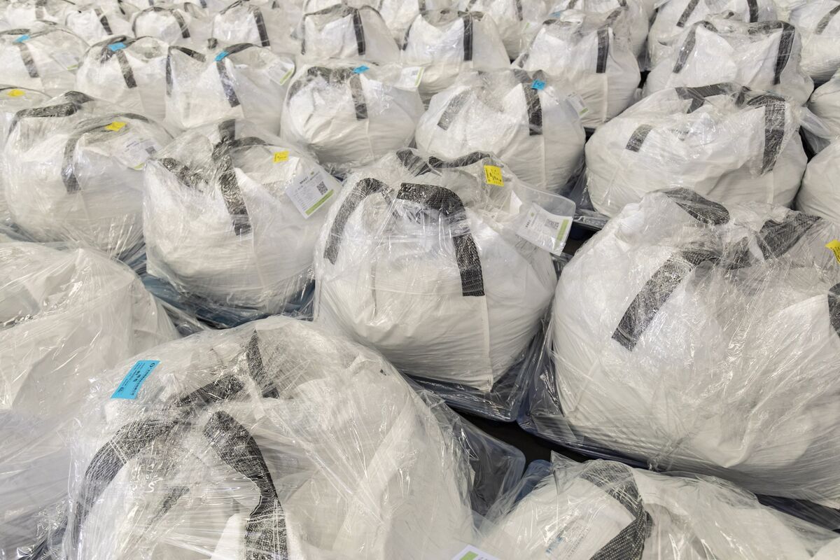 Ganfeng Lithium Says It May Face Insider-Trading Charges