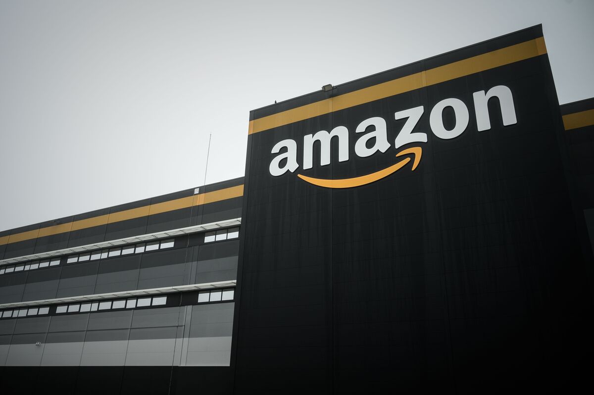 Amazon (AMZN) Posts Strong Cloud Unit Sales on Rising AI Demand - Bloomberg