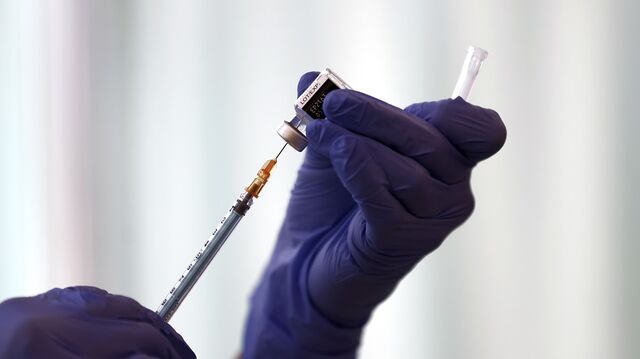 Hong Kong Vaccine Rollout Hampered By Reliance On Chinese Shots Bloomberg