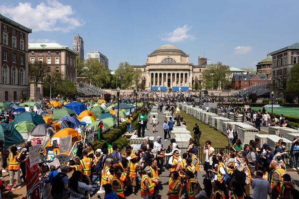 Columbia University Issues Deadline For Gaza Encampment To Vacate Campus
