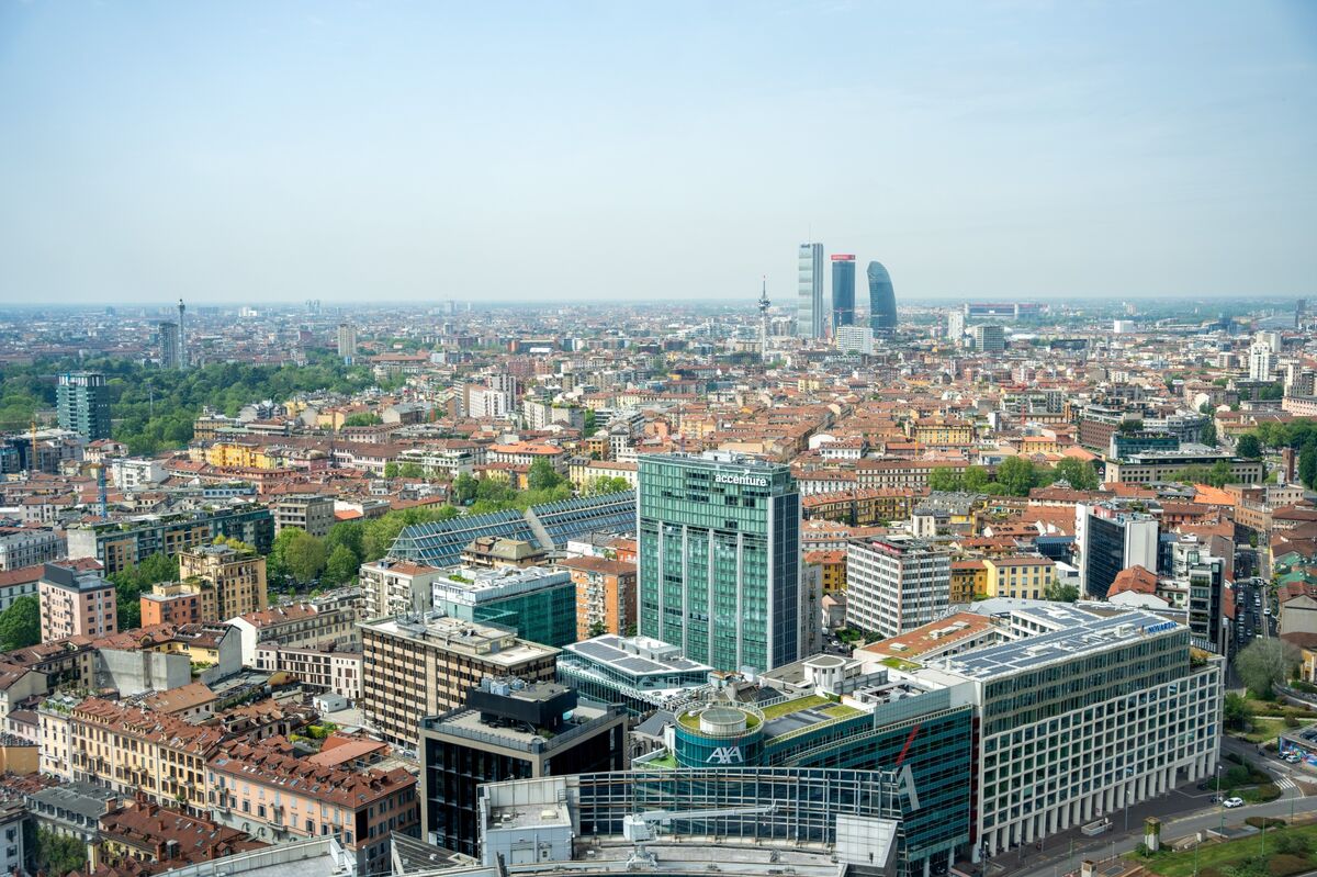 assets.bwbx.io image