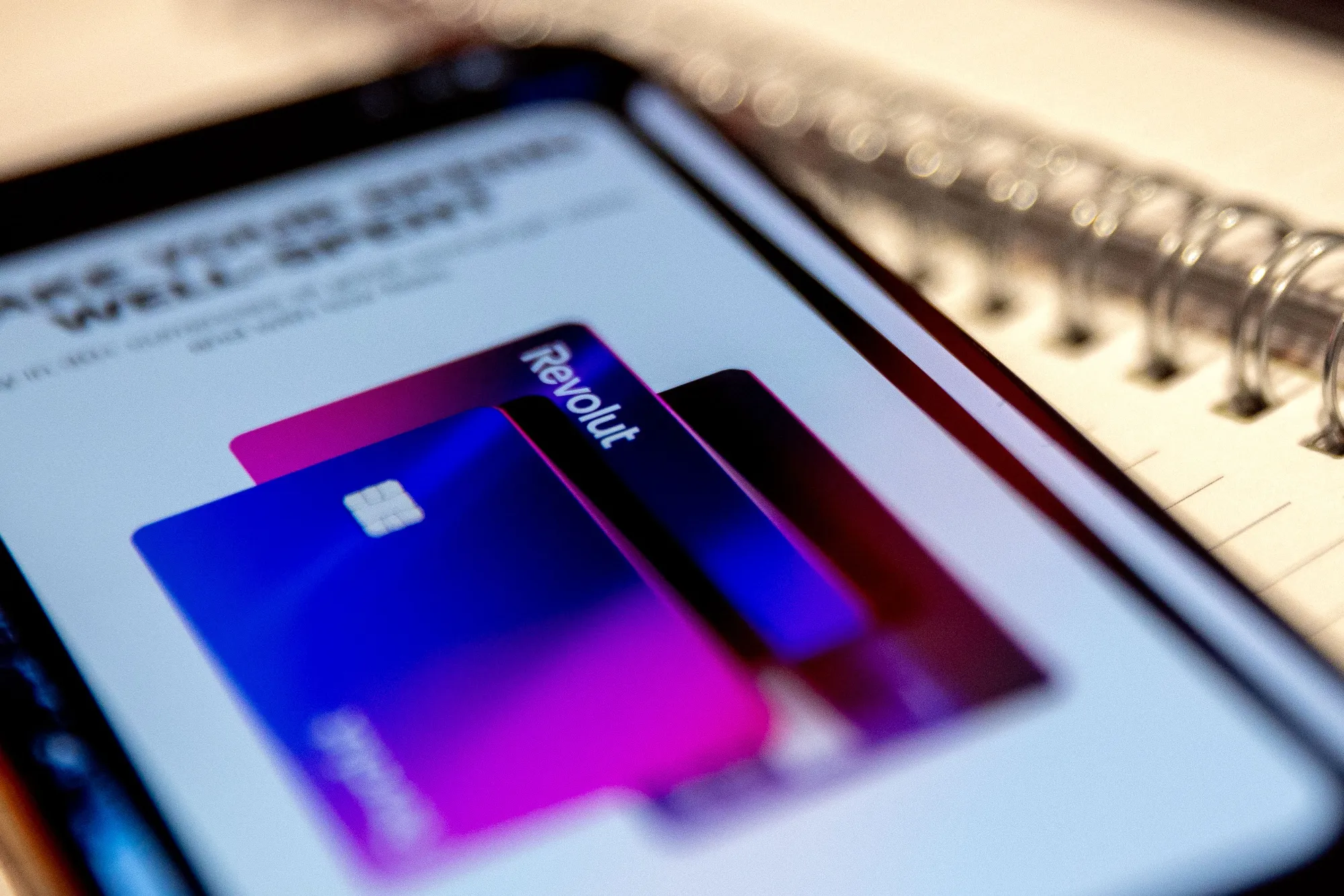 Revolut recently got&nbsp;approval&nbsp;from UK regulators to offer more complex investment products to customers.&nbsp;