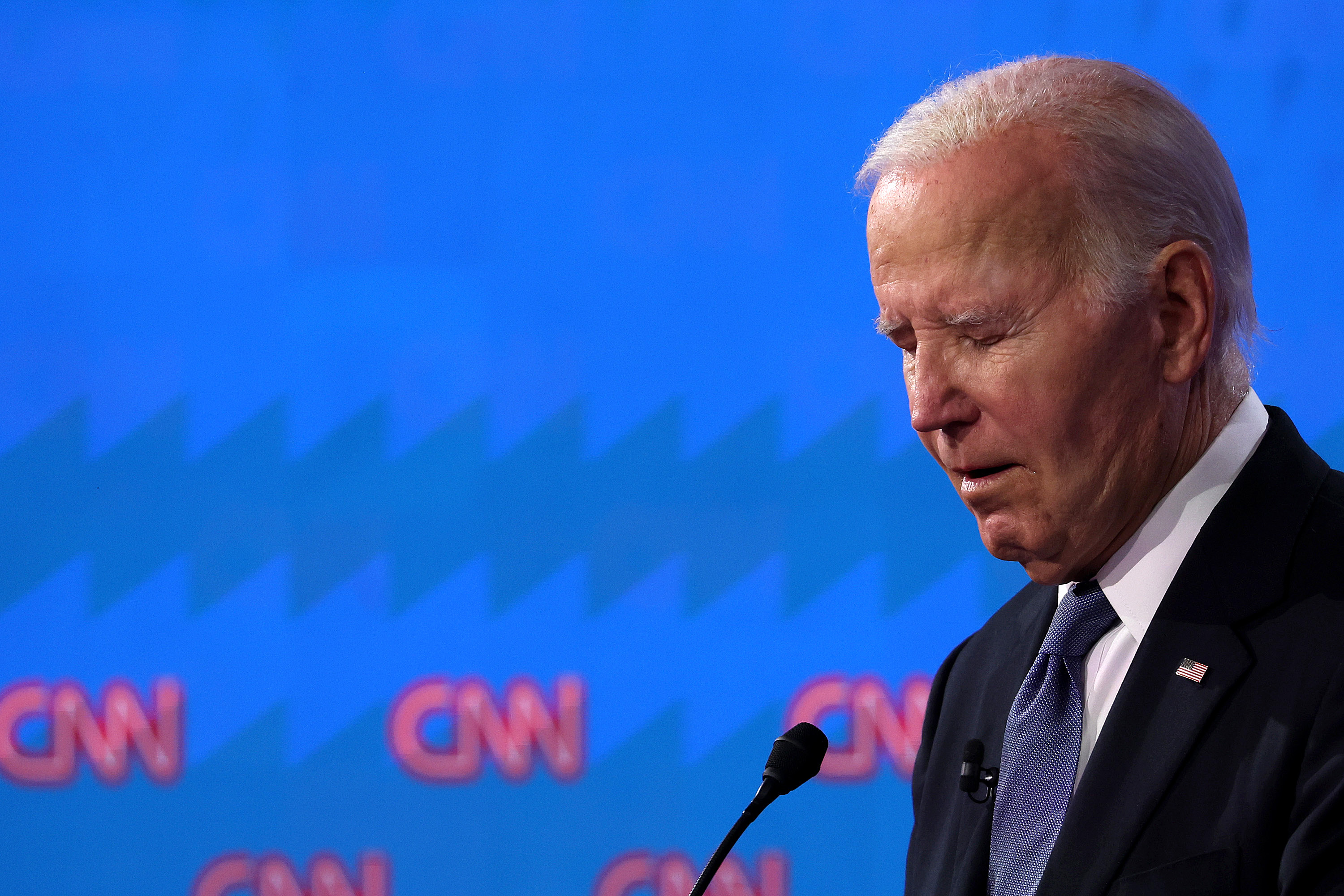 2024 Debate: Should Biden Step Aside to Save Democrats? - Bloomberg