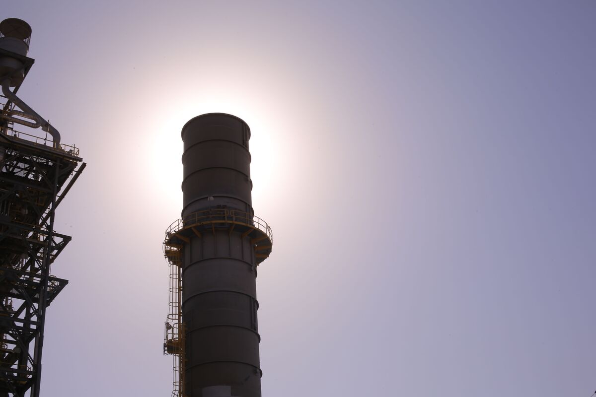 China May Get Caught in an Oil-Price Crossfire