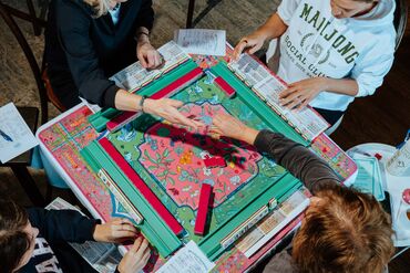 PURSUITS_Mahjong