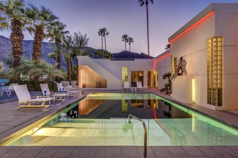 520 W. Via Lola is in Old Las Palmas, the “Beverly Hills of Palm Springs.”