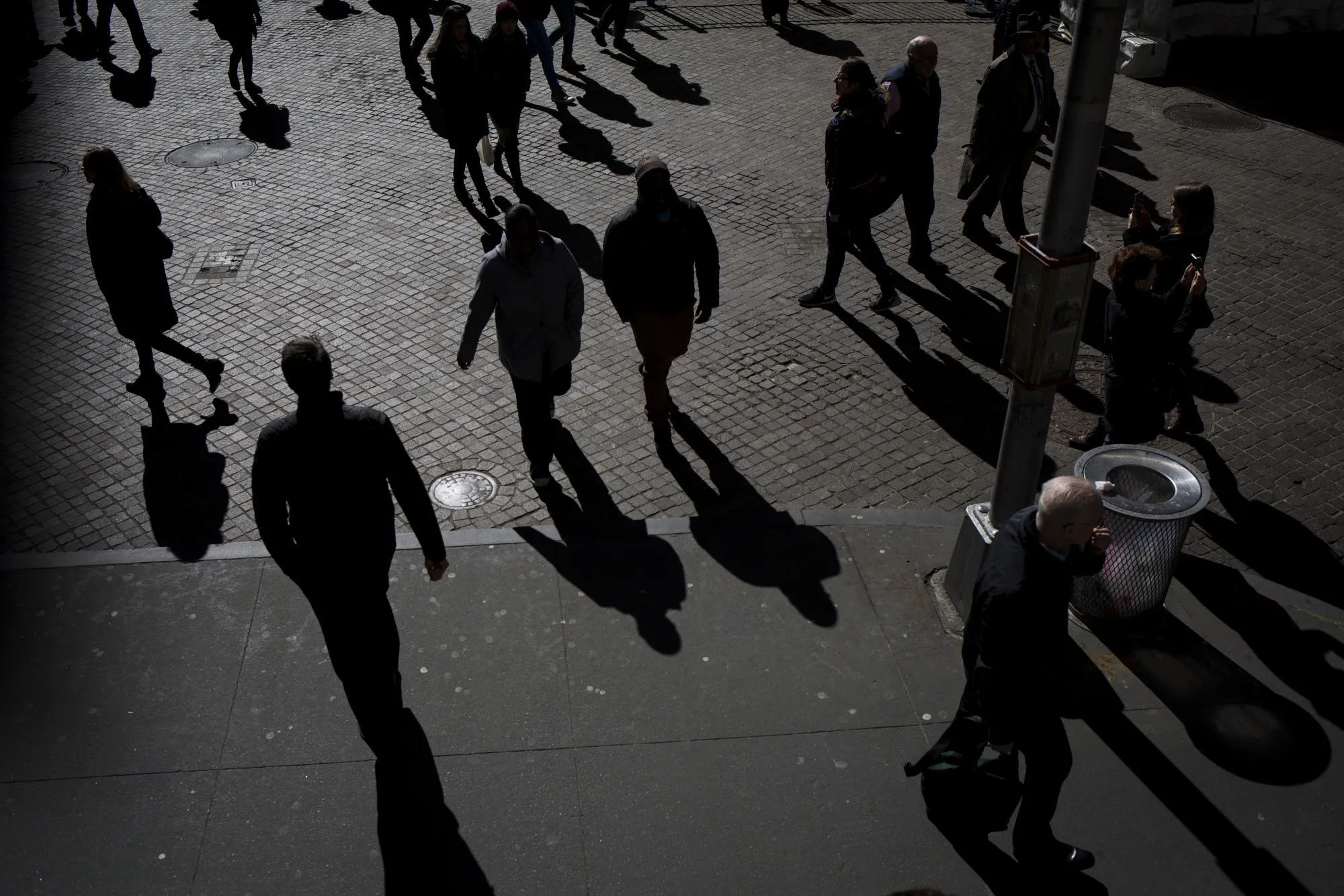 Views Of Wall Street As U.S. Stocks Slip