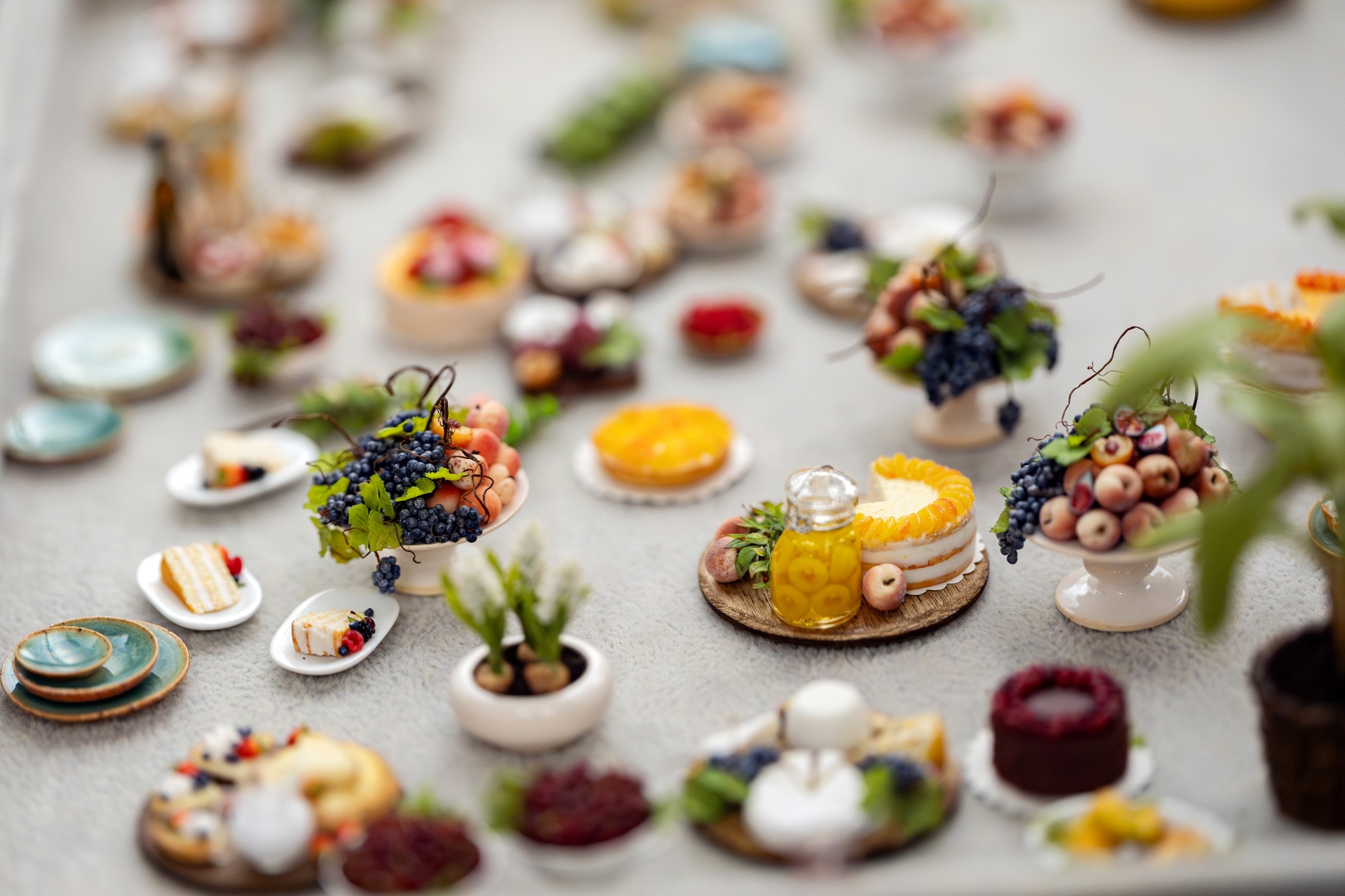Miniature food made by artisan Anna Wybranowska.