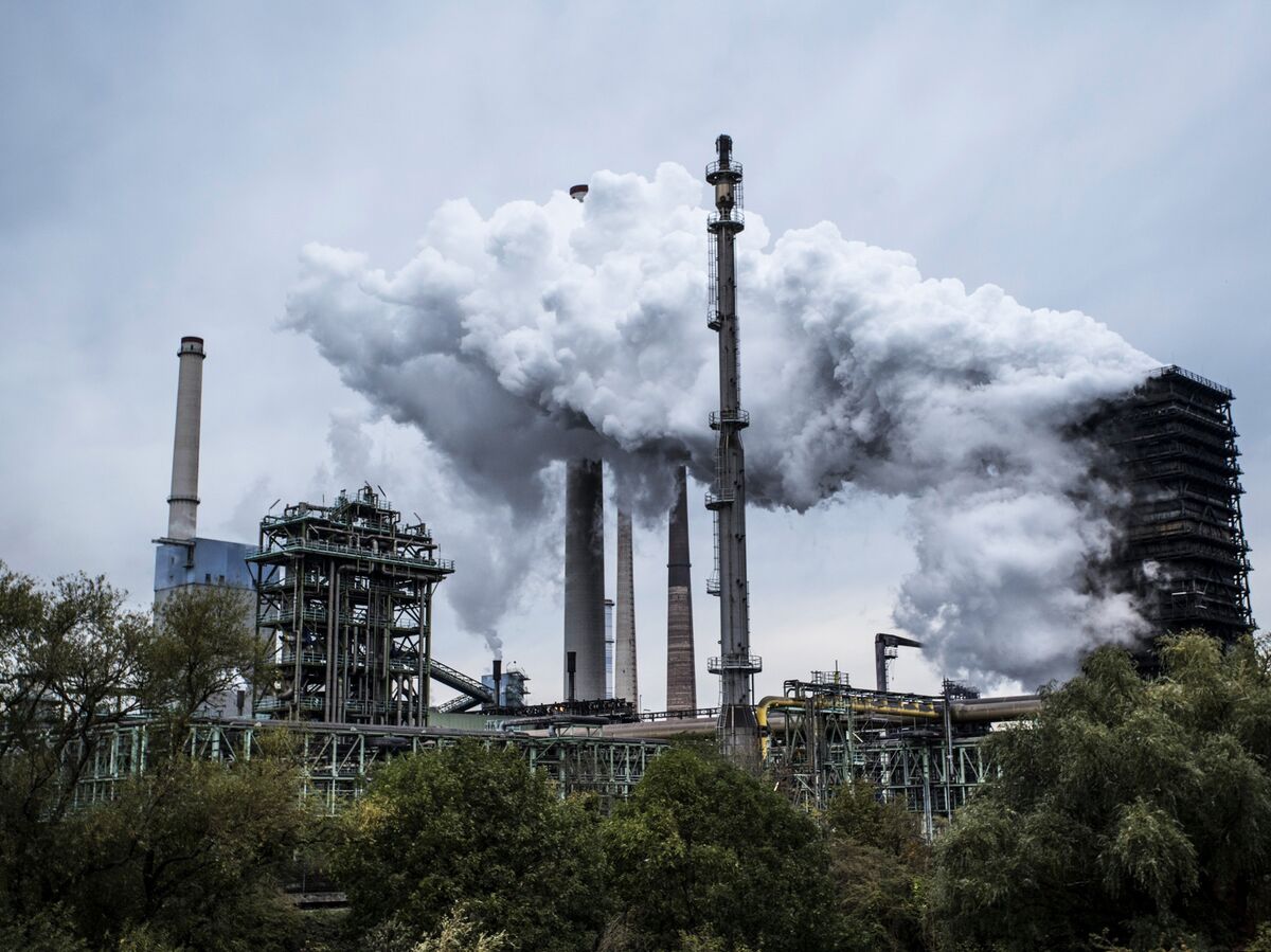 Top Banks Create Standard to Report Emissions Linked to Finance - Bloomberg