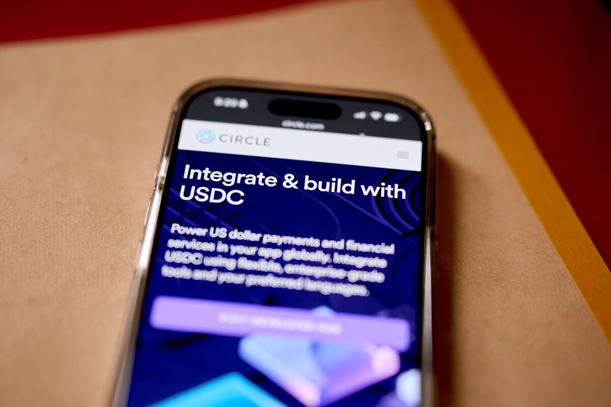 Road to a $3.7 Trillion Stablecoin Market Is Full of Obstacles - Bloomberg