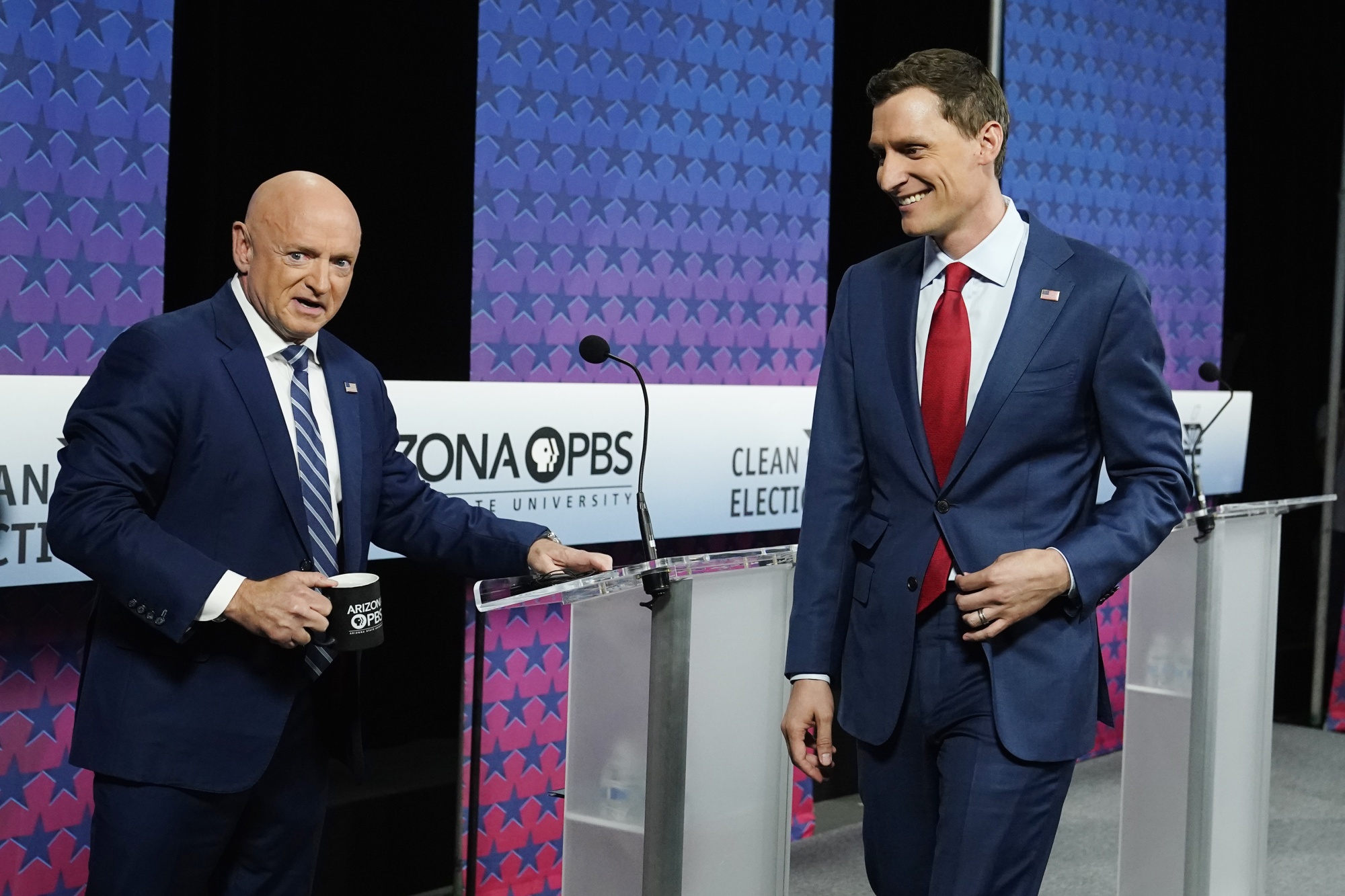 Arizona Senate Debate: Blake Masters Tries to Put Mark Kelly on Defense -  Bloomberg