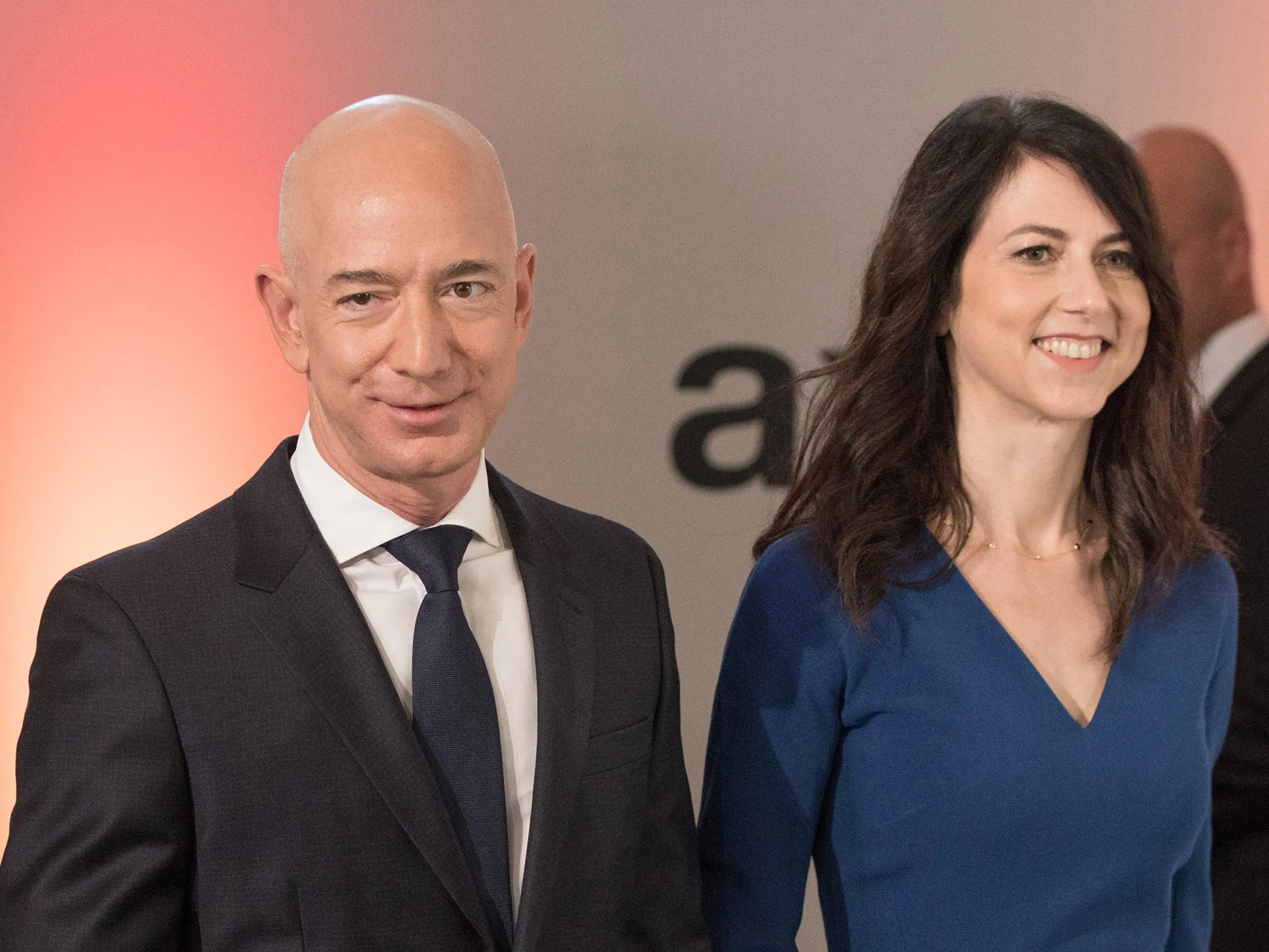 Jeff Bezos and MacKenzie Bezos in 2018. 
