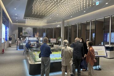 Fast-Aging Korea Sees Money in Luxury Retirement Homes