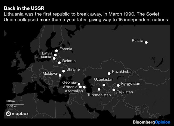 Who Saw the Collapse of the USSR Coming?
