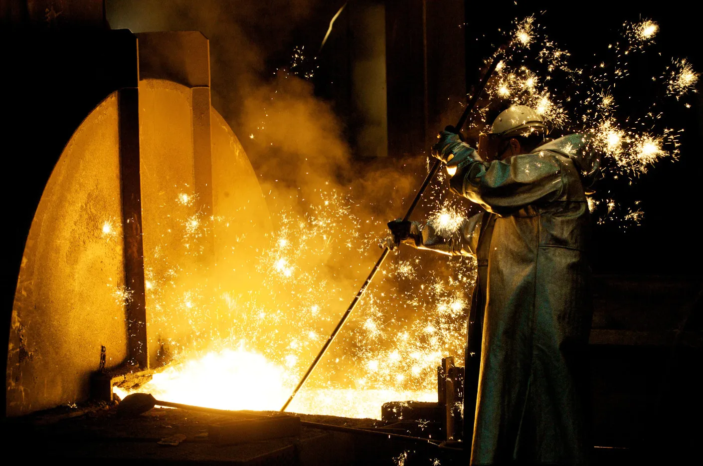 Traditional blast furnaces have extremely high carbon dioxide emissions.
