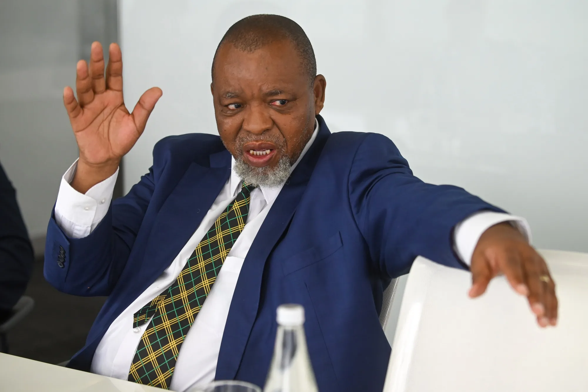 ANC Chairman Rebuffs Confidence Move Against S. Africa Speaker - Bloomberg