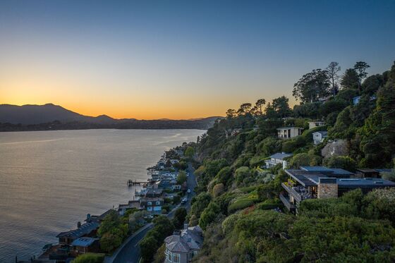 The $30 Million Island Mansion That Twitter, Netflix, and Kayak Built