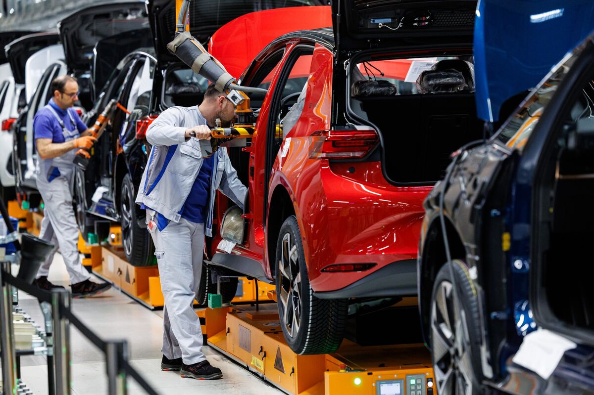 German Investor Confidence Rises on Fiscal Stimulus Hopes
