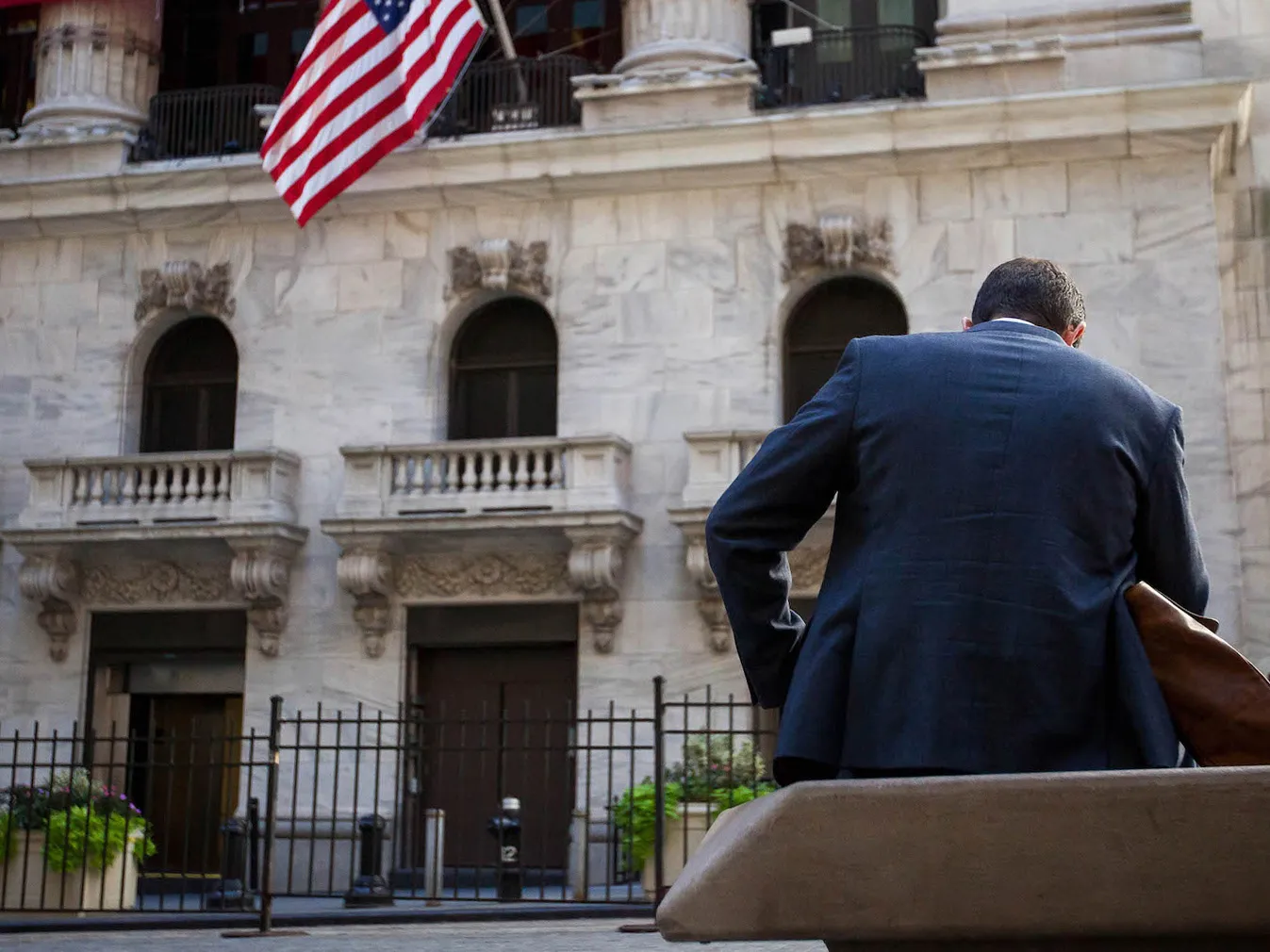 NYSE bench 4x3