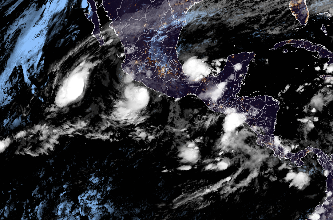 Tropical Storm Max Approaches Mexico's Coast - Bloomberg