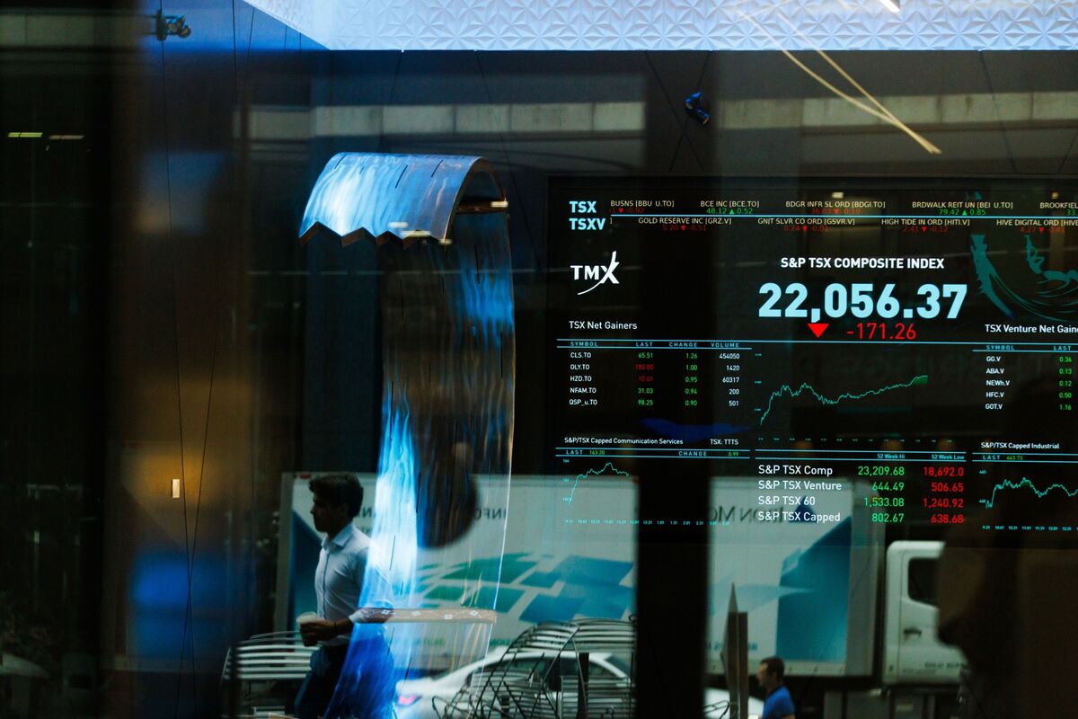 ブルームバーグのニュース記事「カナダ人投資家、米国株買い増し－トランプ氏の貿易戦争下でも」の画像