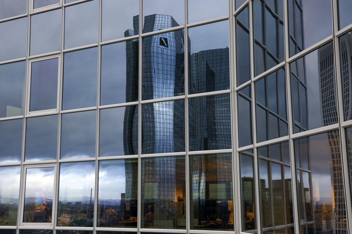 Deutsche Bank (DBK) share price plunges in renewed bout of stress