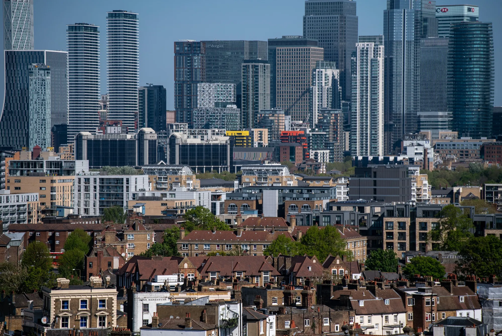 U.K. May Need Government to Step in as Housing Market Flatlines